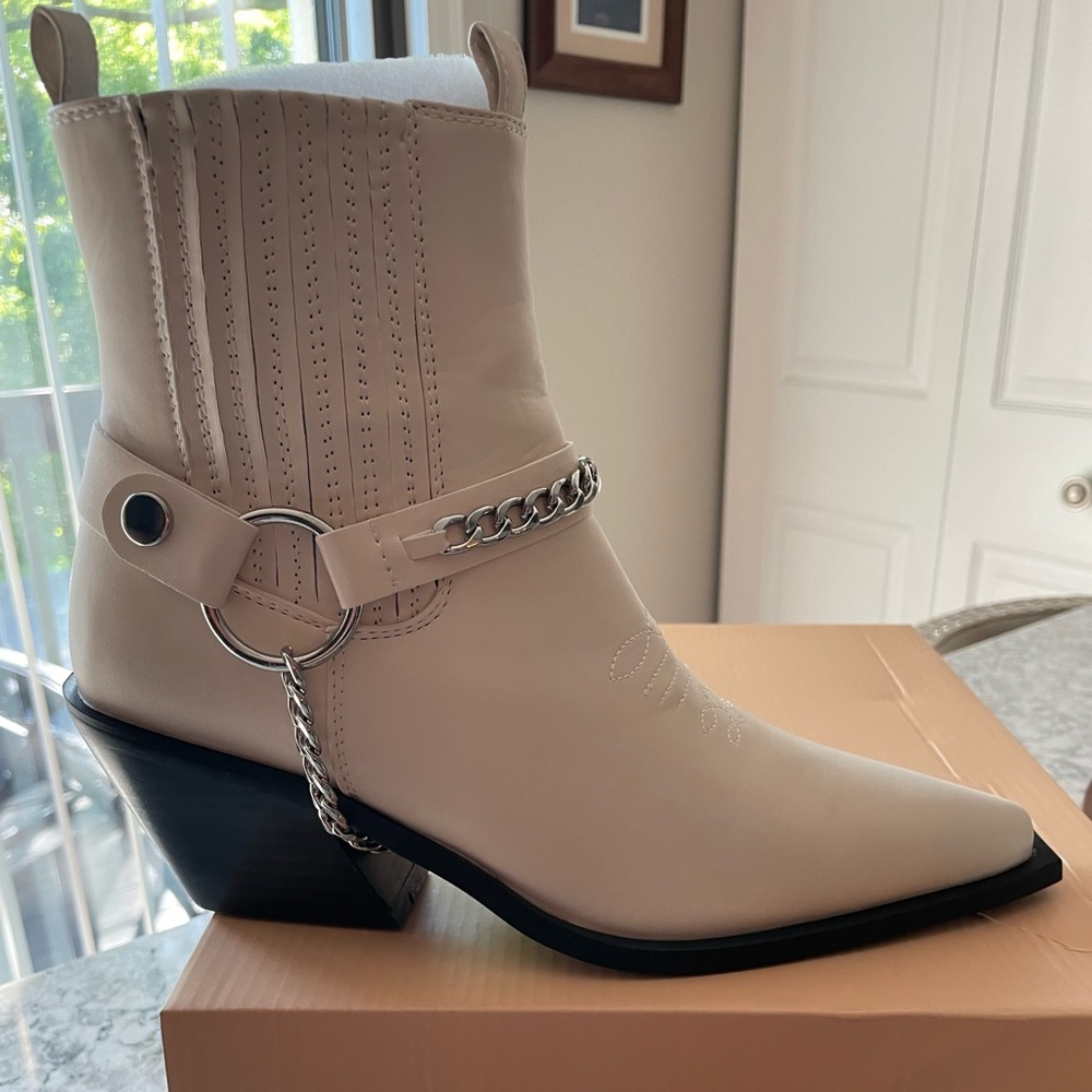 12th Tribe, Bilinni Ellison Bootie, bone color